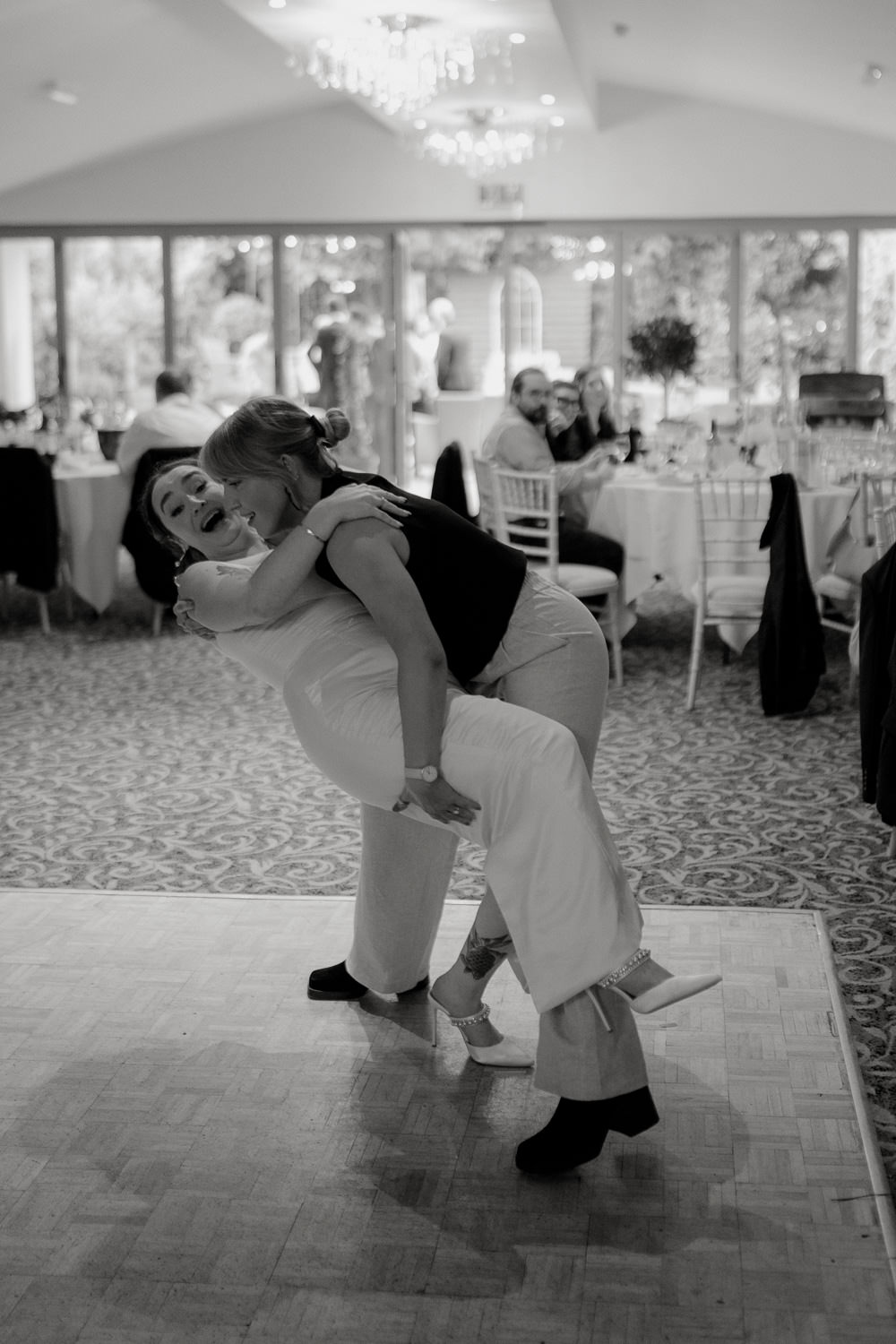 THE BEAR HOTEL WEDDING PHOTOGRAPHY COWBRIDGE 025 THE BEAR HOTEL WEDDING PHOTOGRAPHY COWBRIDGE 025